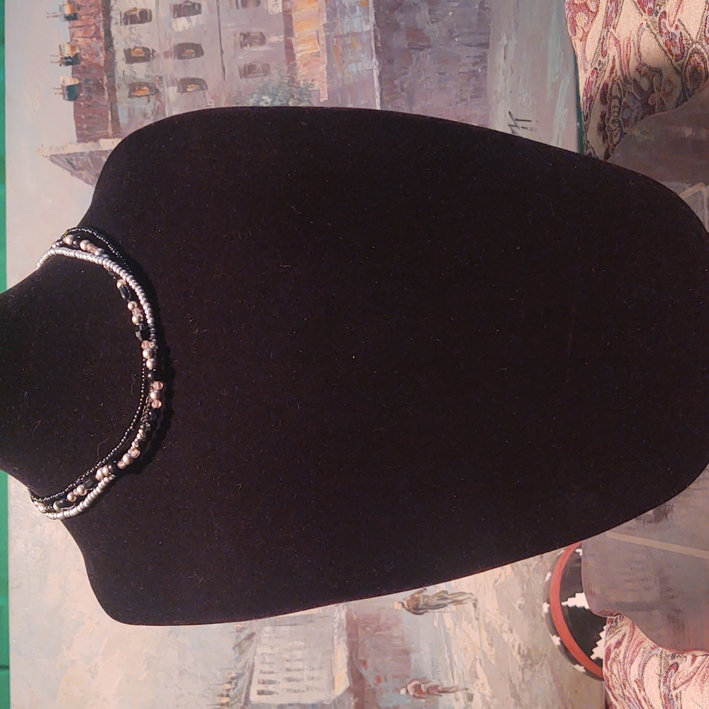 Beaded style choker necklace